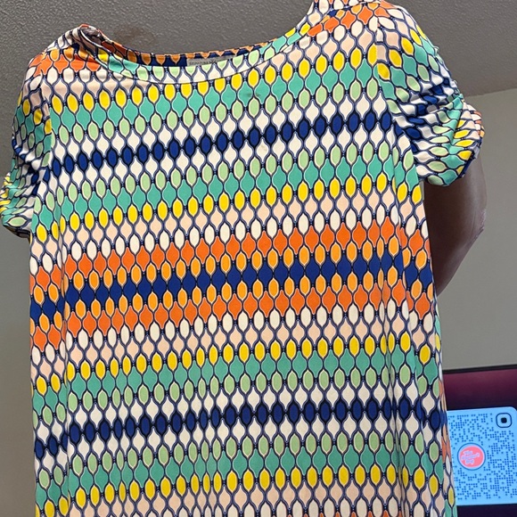 Colorful Geometric Pattern Top - Picture 1 of 1